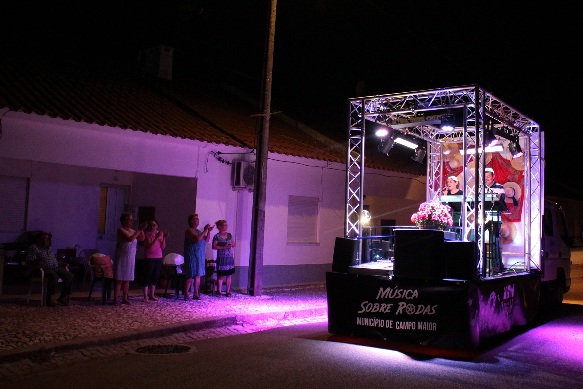 Duo Jorge e Célia levaram música a Degolados e Ouguela